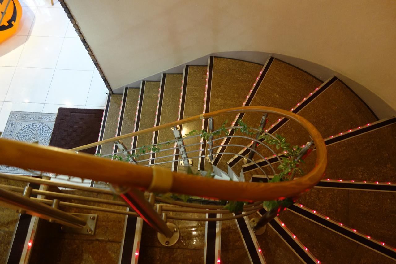 Hotel To Вакаяма Екстериор снимка