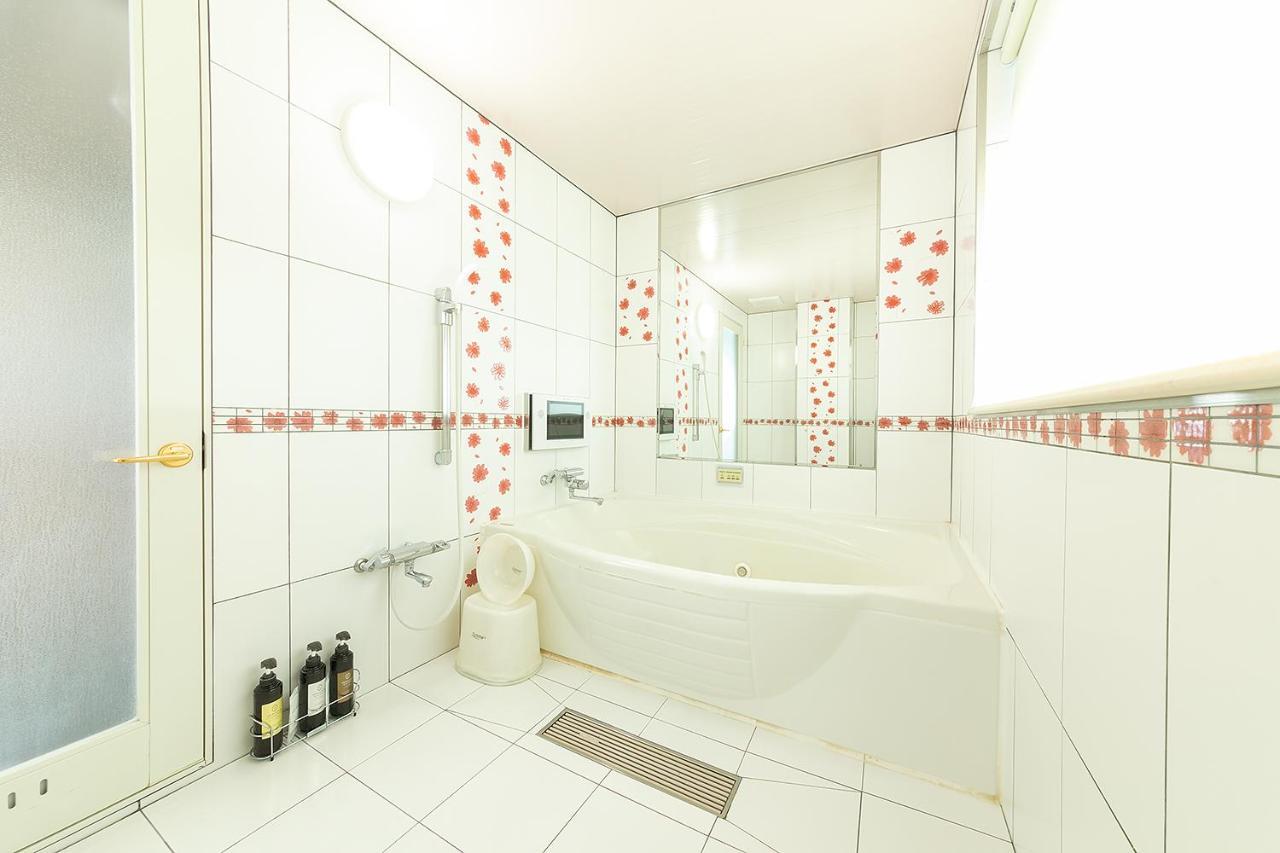 Hotel To Вакаяма Екстериор снимка